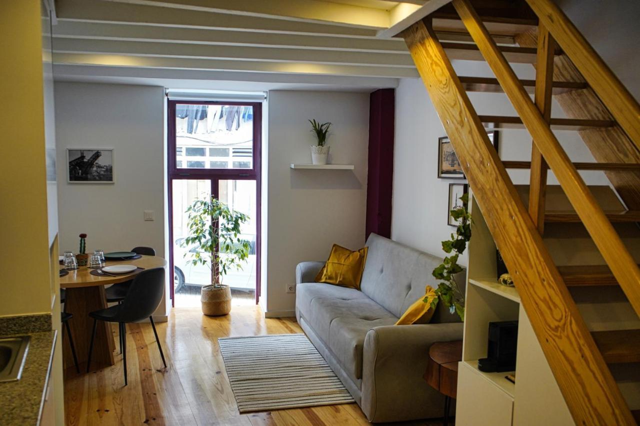Wloft Apartment บีลาโนวาเดกายา ภายนอก รูปภาพ